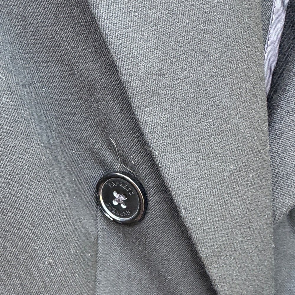 Express Classic Black Blazer - Picture 4 of 6